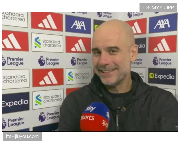 镜头聚焦：进球无效后，哈兰德快速回追50米完成关键抢断，赢得主场球迷掌声